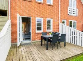 4 person holiday home in Rømø-By Traum