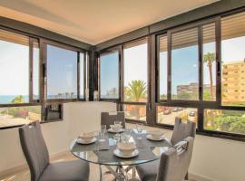 Beautiful Apartment In Torrevieja With Kitchenette, 4-stjärnigt hotell i La Mata