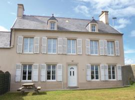 Nice Home In Saint-marcouf With Kitchen, casa en Saint-Marcouf