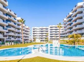 Stunning Apartment In Los Arenales Del Sol With Jacuzzi