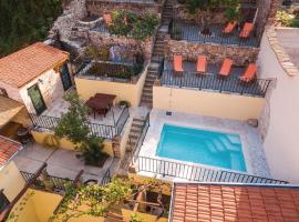 Four-Bedroom Holiday Home in Metkovic, hotel a Metković