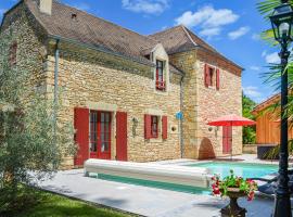 Awesome Home In Allas With Wifi, Private Swimming Pool And Outdoor Swimming Pool, hotel i Le Clos d'Allas