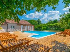 Amazing Home In Krivodol With 4 Bedrooms, Wifi And Outdoor Swimming Pool