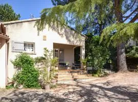 Gorgeous Home In Entrechaux