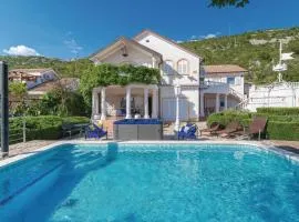 Amazing Home In Seline With Jacuzzi, Outdoor Swimming Pool And Heated Swimming Pool
