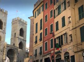 Porta Soprana Old Town with FREE PRIVATE PARKING included!, hotel dekat Stasiun Metro Sarzano/Sant'Agostino, Genoa