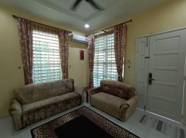 The Handz House I with WiFi - For family or same gender only, hotel u gradu 'Kepala Batas'