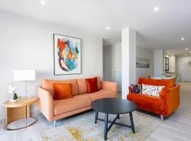 New 140m2 loft-style flat at town heart, 3 beaches close CASA LEON