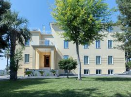 RIAMA AGRIRESORT, resort in Naples