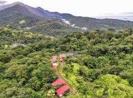 Nature's Edge Boutique Hotel, lodge en Uvita