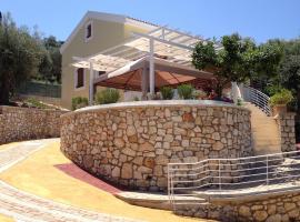 Tesoro of Ithaca, hotel with parking in Stavros