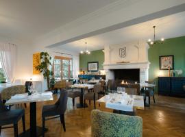 Logis Hotel Le Blason de Provence, Hotel in Monteux