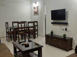 Kivi's kozy 2bhk luxurious apartment Goa by leela homes, lägenhet i Arpora