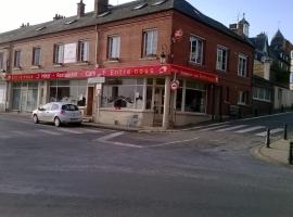 Hotel Entre Nous, hotel v destinaci Rozoy-sur-Serre
