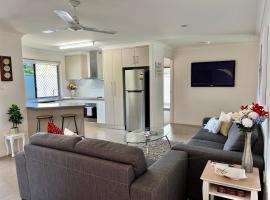 번더버그에 위치한 호텔 Home away from home - Modern luxury in central Bundaberg