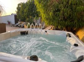 Los Jazmines, hotell med jacuzzi i Agaete