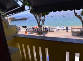 Beach Front Village, hotell i Salvador