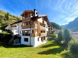 Ciasa de Zeno, serviced apartment in La Valle