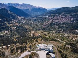 Grand Forest Metsovo - Small Luxury Hotels of the World، فندق في ميتسوفو