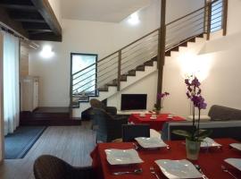 Na hájiku- Veľký apartmán v rodinnom dvojdome, FREE PARKING, povoljni hotel u gradu 'Košice'