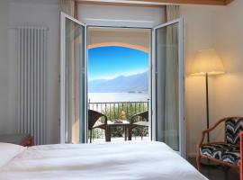 Albergo Carcani by Ketty & Tommy, hotell i Ascona