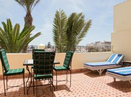 Aghata Palms Riad, хотел в Есувейра