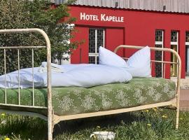 Die Kapelle Bed & Breakfast – hotel w mieście Bad Liebenstein