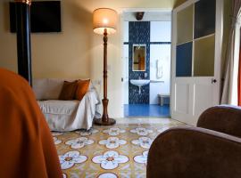 Maria Giovanna Guest House, hotel em Marsalforn