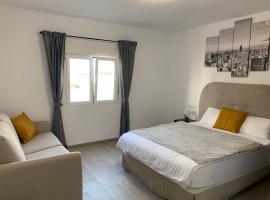 Villa Rosaura, serviced apartment in Las Palmas de Gran Canaria