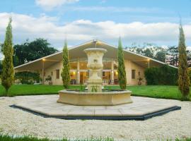 The Gatehouse at Villa Raedward, готель у місті Yering