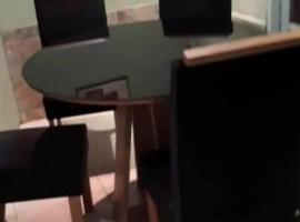 N4 1 Casa Céntrica Próxima al Puente Internacional de la Concordia, hotel em Artigas