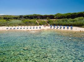 Amareclub Red Sun Village, hotell i Isola Rossa