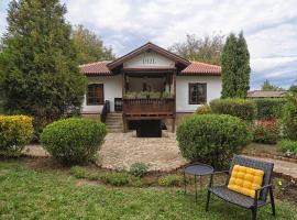 Villa Viara, kotedžas mieste Pchelnik