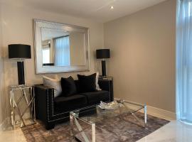Exclusive Cardiff City Centre Apartment, hotel near University of South Wales - Cardiff Campus, Cardiff