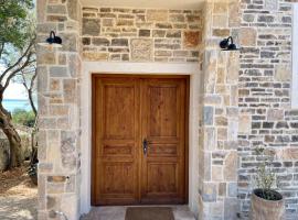 Villa Riba, Hotel in Lun