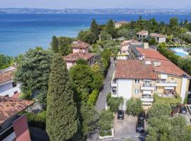 Hotel Serenella, hotel Sirmionéban
