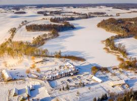 Folwark Łękuk, hotel i Łękuk Mały