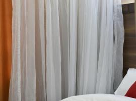 Ohm Village Inn(OVI), hotel a Kitui