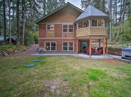 Peaceful Forest Retreat by Mt Baker Slopes!，Deming的Villa