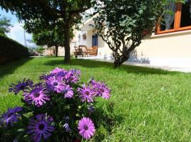 Antares Apartments, hotel cerca de Estación de autobús de Cavtat, Cavtat