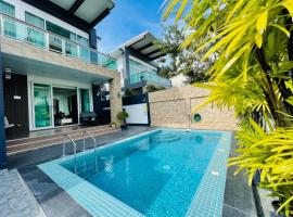 KW pool villa pattaya, hótel í Pattaya Central