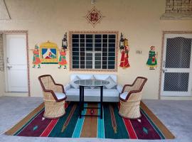 Desert Sun Homestay, δωμάτιο σε οικογενειακή κατοικία σε Bikaner