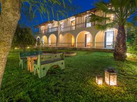 Helen & Theo Studios, holiday rental in Laganas