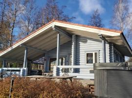 Järvenrantamökki Himoksella poreammeella, holiday rental in Jämsä