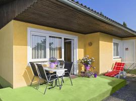 Bungalow in St Kanzian am Klopeler See with a terrace, holiday home in Unternarrach