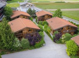 Chalet in Fügen near Spieljochbahn Lift โรงแรมในฟือเกน