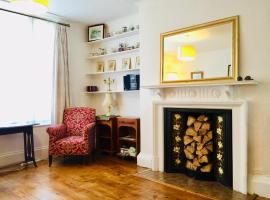 Entire Cottage Style flat in heart of Wallingford, feriebolig i Wallingford