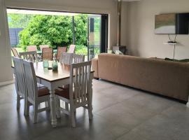 Clarens Escape (Unit 2), alojamiento con cocina en Clarens