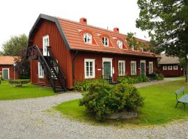 Stiftsgården Hostel Skellefteå, hotell sihtkohas Skellefteå huviväärsuse Klutmarksbacken Sports Centre Ski Lift lähedal