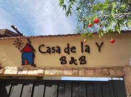 Casa de la Y - B&B, hotel di Encarnacion